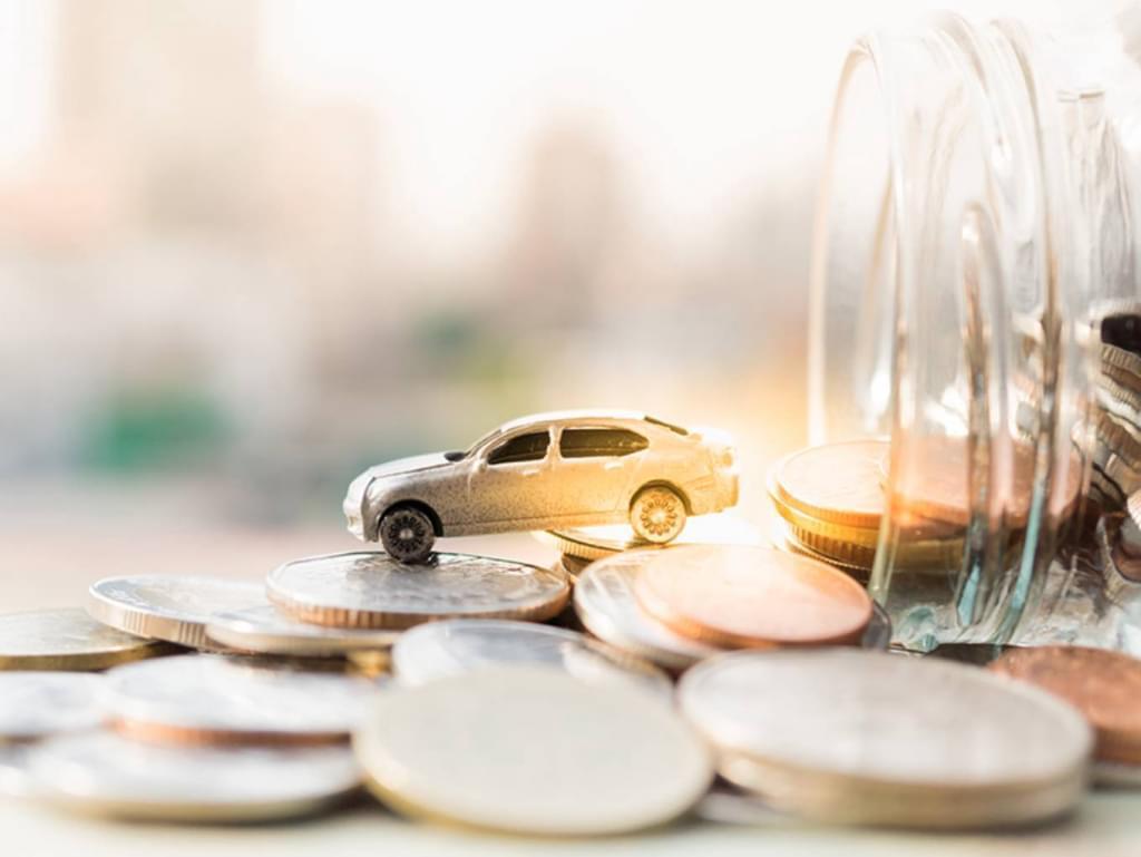 auto de juguete relacionado a credito automotriz